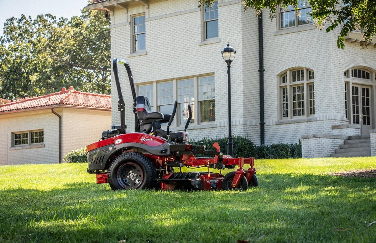 ルーキーズ Exmark Lazer Z X-Series with 34.5 HP* Kawasaki FX820EVO Engine and